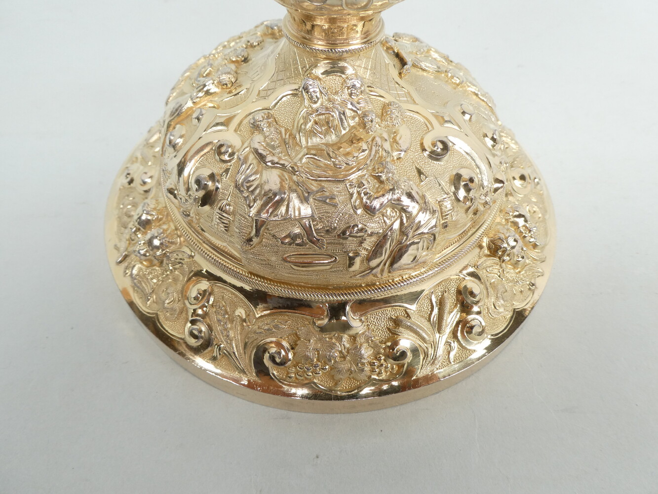 1 Baroque - Style Exceptional Ciborium By : French Silversmith'S Favier Freres, Who Worked In Lyon ,France In The Second Half Of The 19th Century.