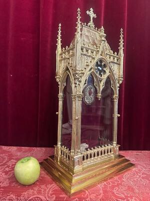 1 Gothic - style Large Reliquary