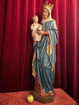 1 Gothic - style St. Mary With Child Statue