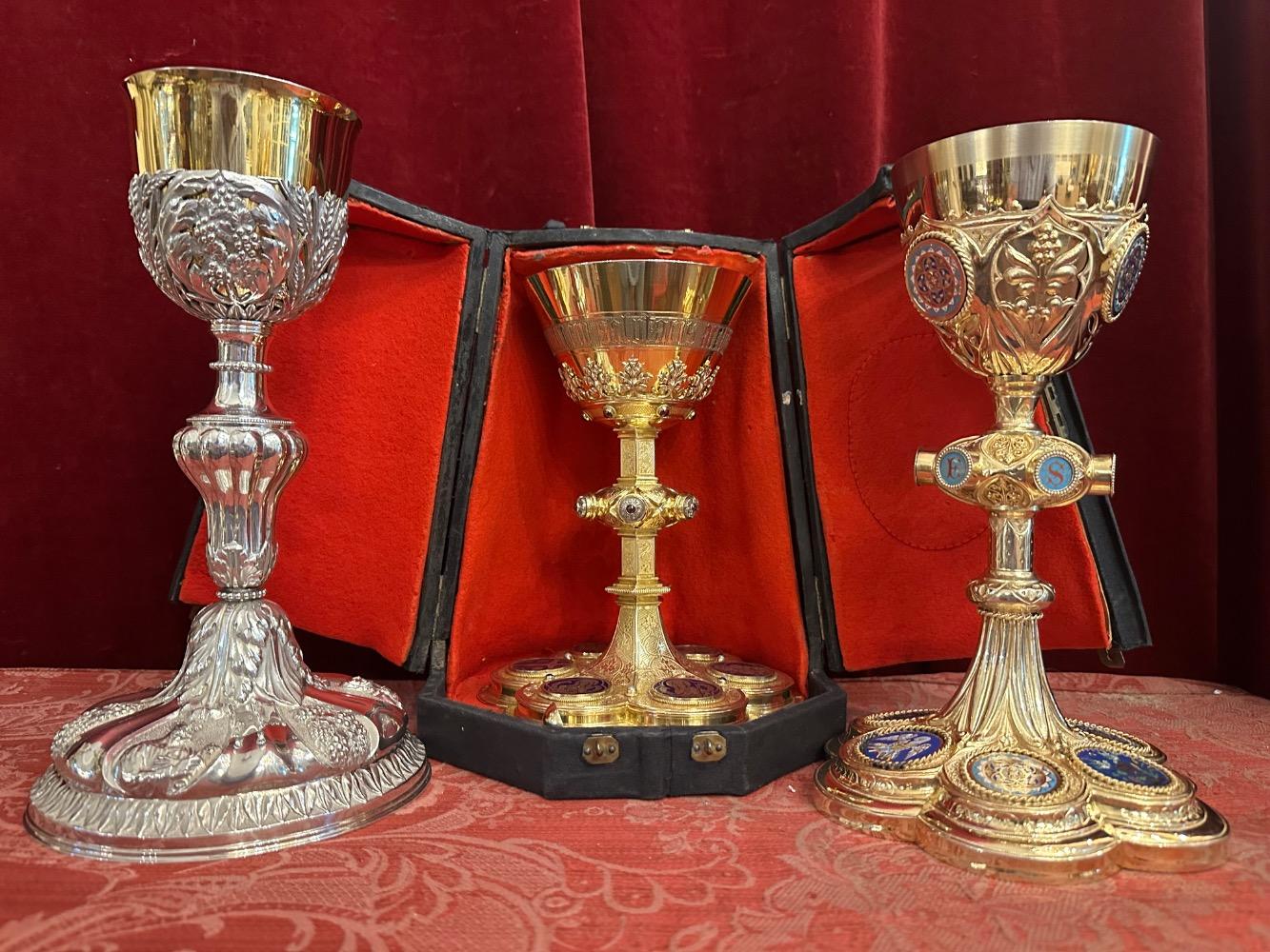 Detailed Pictures Are To Find At The Category : Chalices & Ciboria