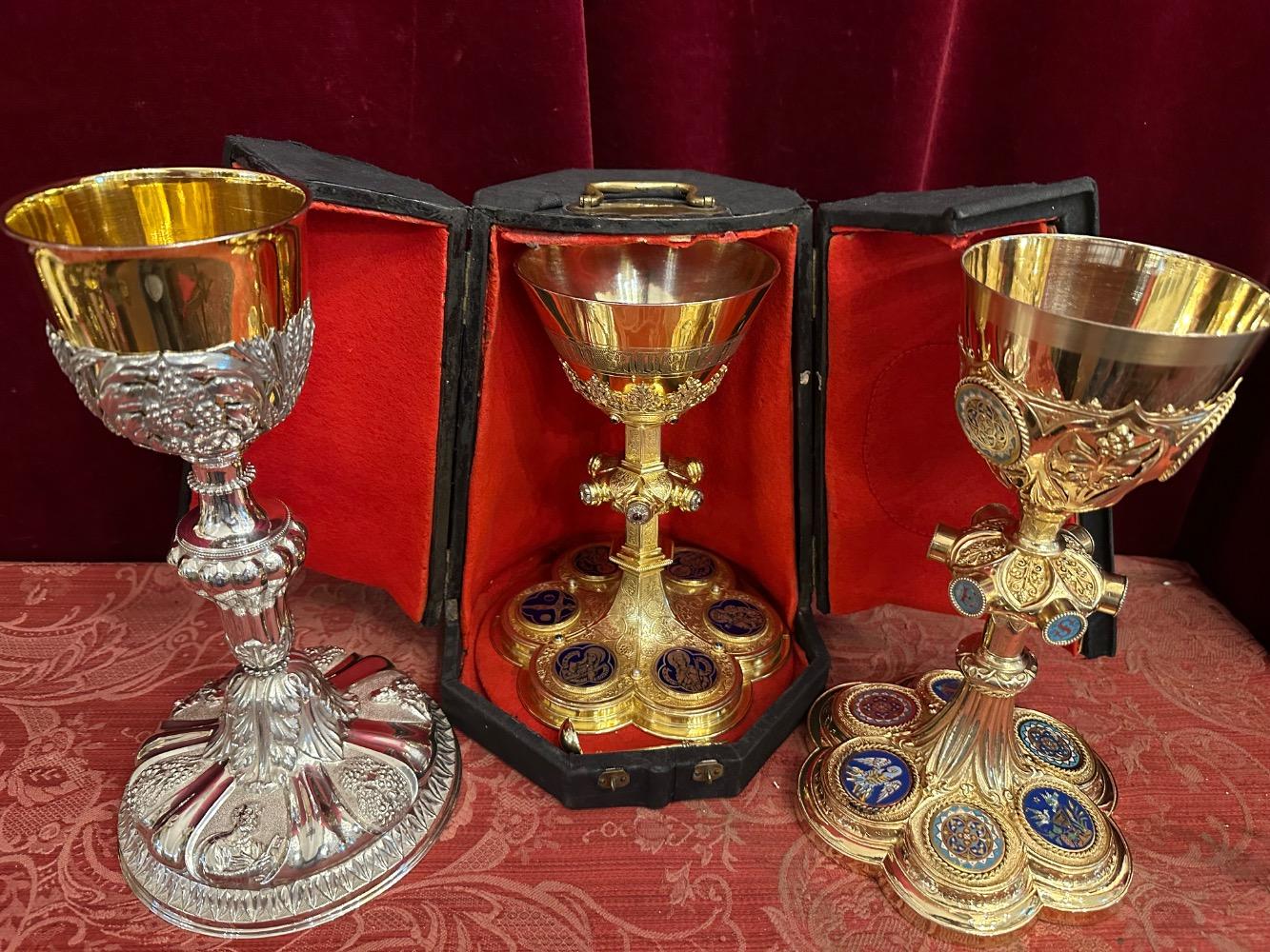 Detailed Pictures Are To Find At The Category : Chalices & Ciboria