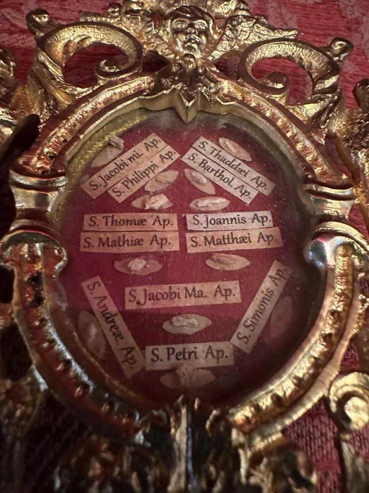 Matching Pair Romanesque - Gothic - Style Reliquaries Relics Of The 12 Apostles & True Cross
