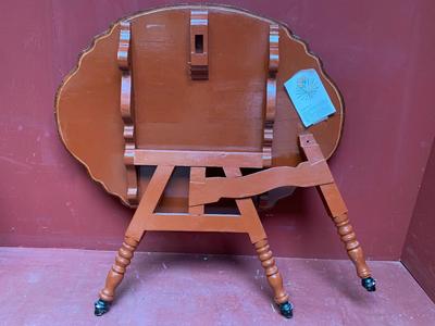 3 Leg Table Imagination Of Mozes en Hand Painted Wood, Netherlands 20 th century ( Anno 1910 )