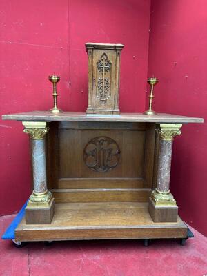 1  Altar