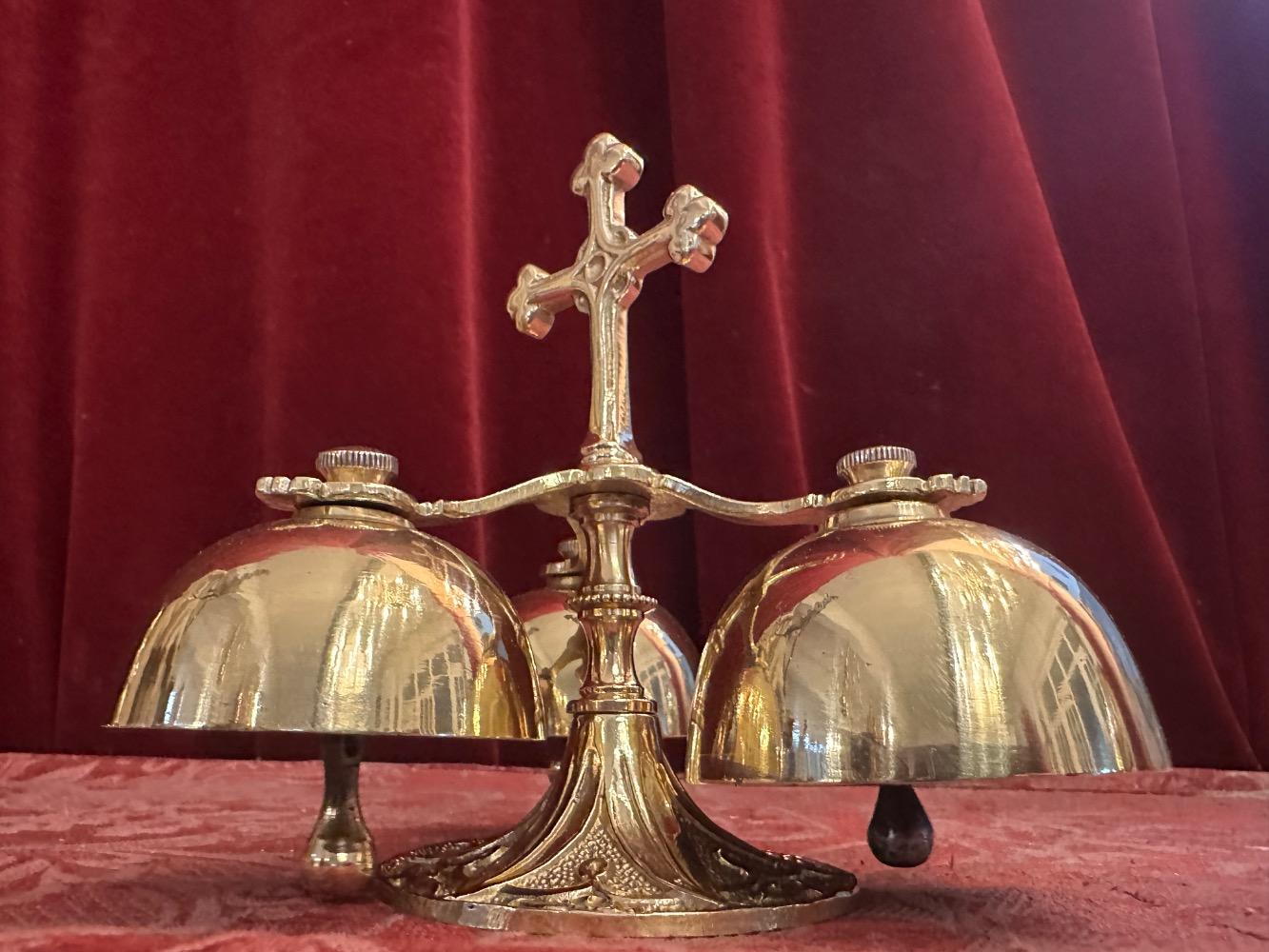 1  Altar - Bell 3 Bells - Beautiful Sound !