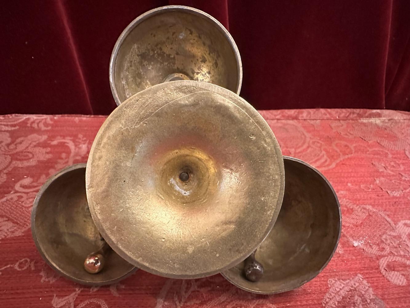 1  Altar - Bell 3 Bells - Beautiful Sound !