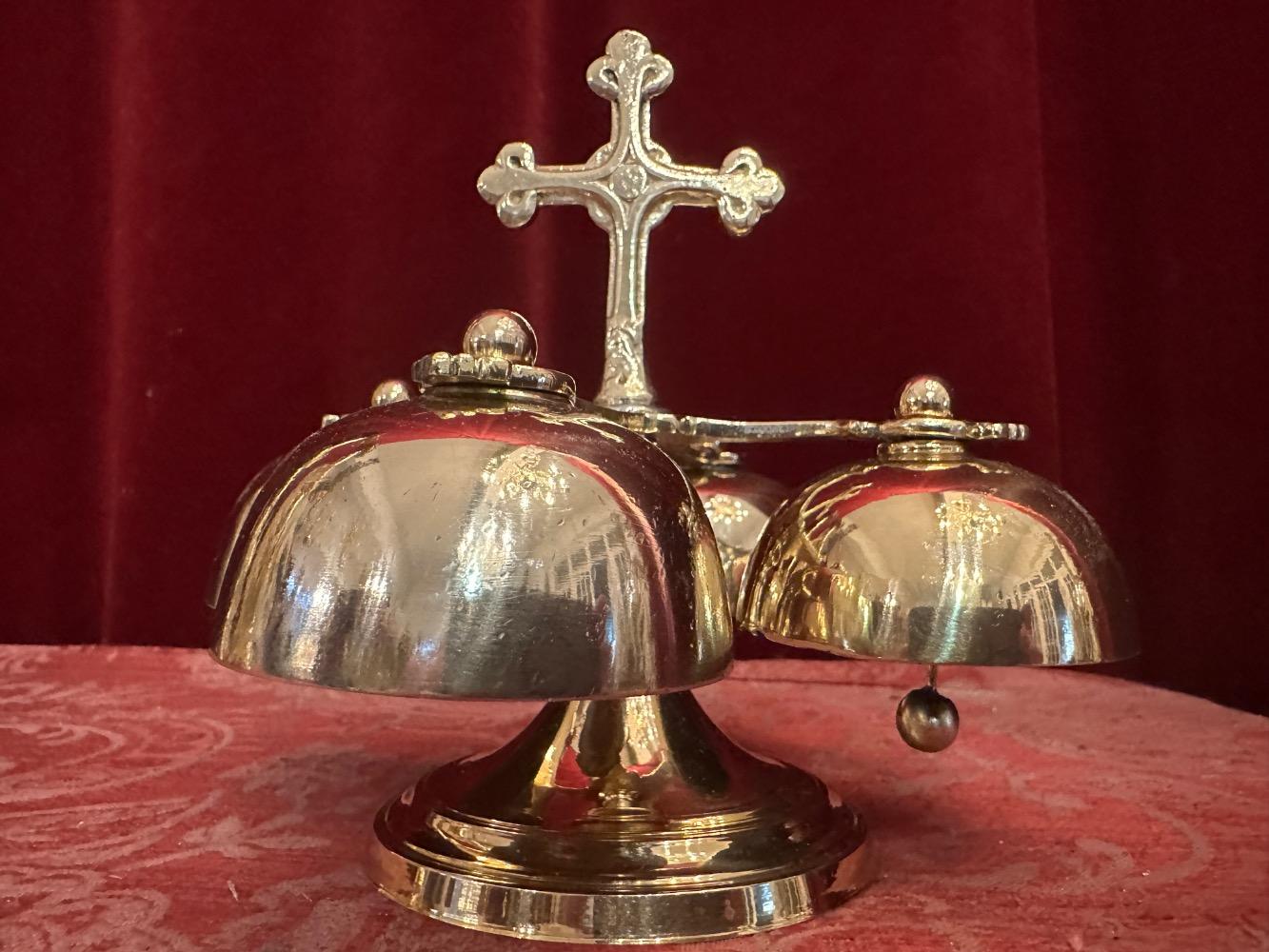 1  Altar - Bell