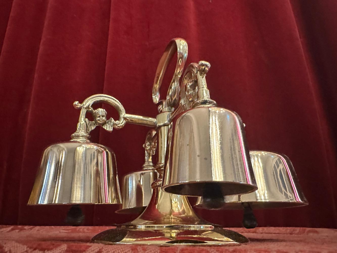 1  Altar - Bell