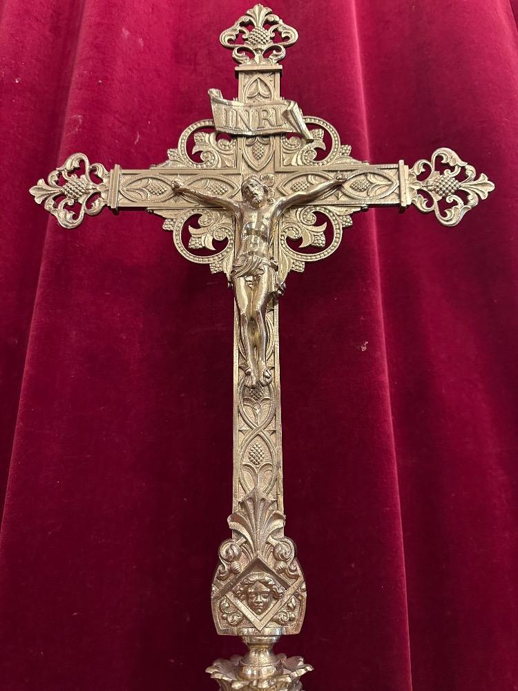 1  Altar - Cross