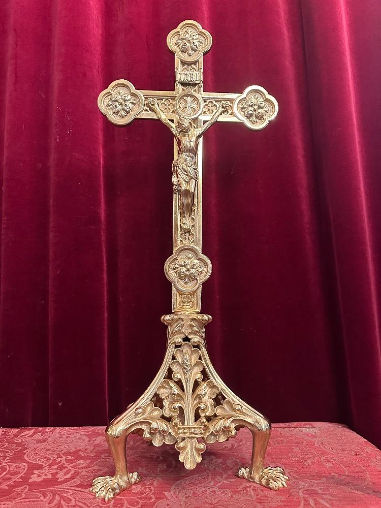 1  Altar - Cross