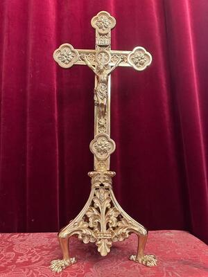 1  Altar - Cross