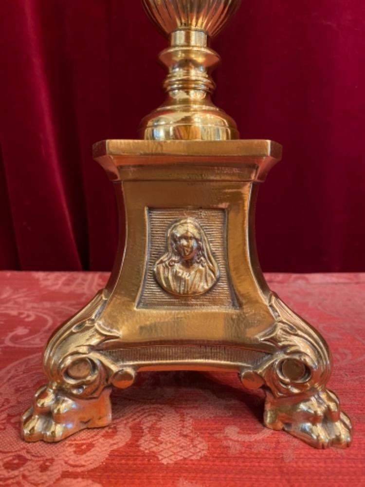 1  Altar - Cross