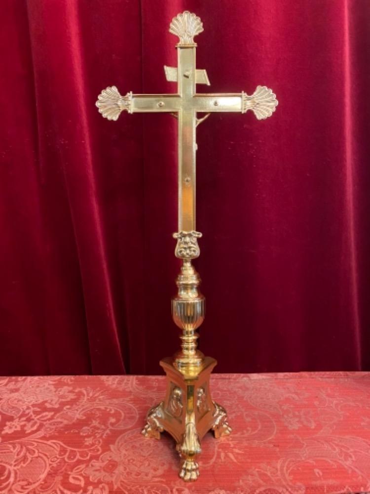 1  Altar - Cross