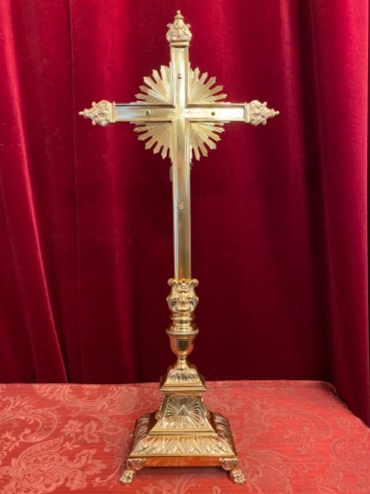 1  Altar - Cross