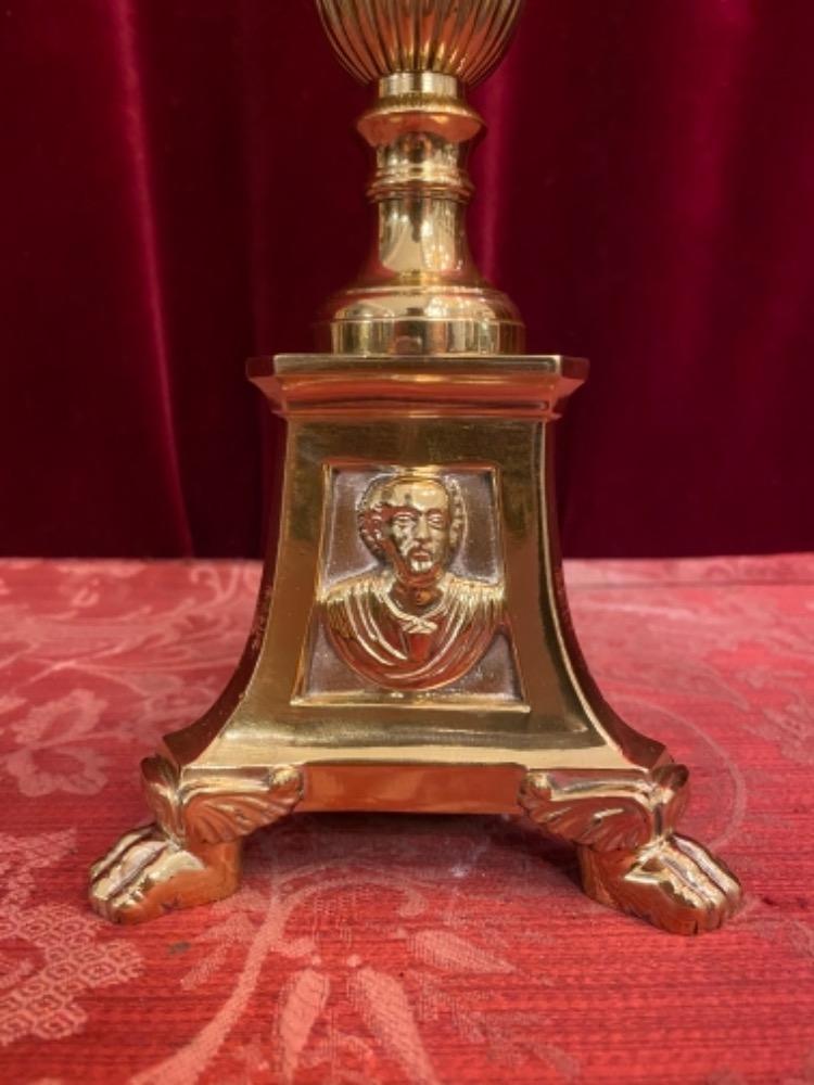 1  Altar - Cross