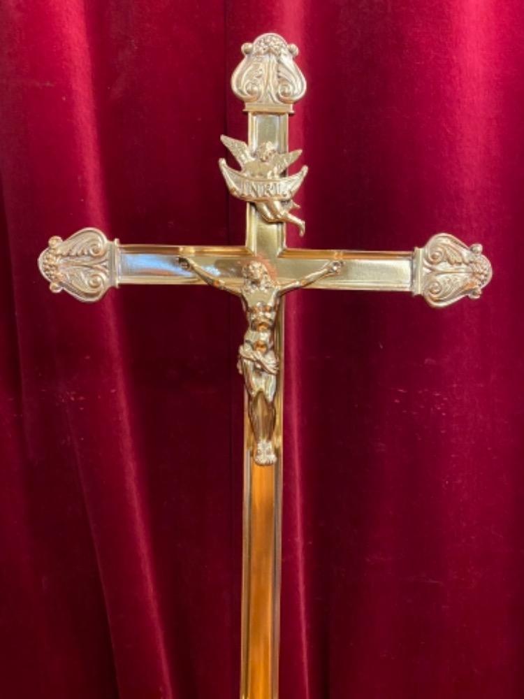 1  Altar - Cross