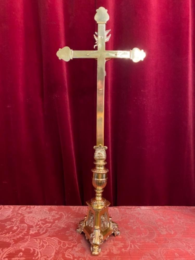 1  Altar - Cross