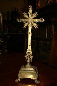 Altar Cross en bronze, Dutch 19th century