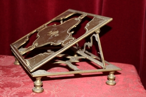 Altar - Lectern en Brass / Bronze, Belgium 18 th century