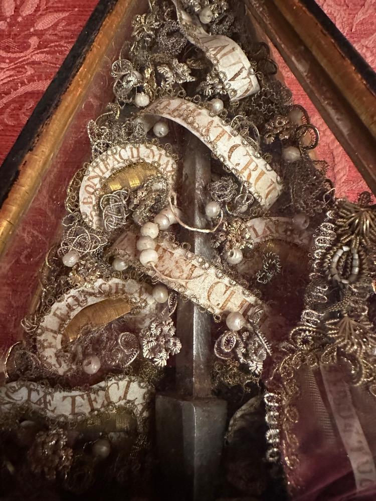 1  Altar - Reliquary With Nail ( Clavus ) Touched To Parts Of The Holy Cross.