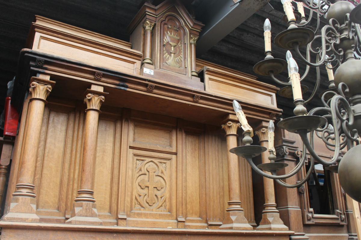 1  Altar. Traces Of Fire On The Left Side.