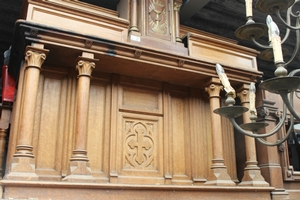 Altar. Traces Of Fire On The Left Side. en Oak wood, Belgium 19th century