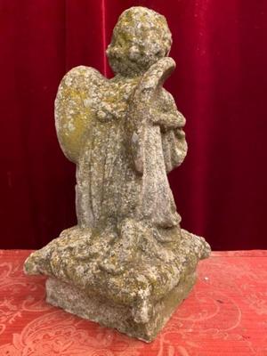 Angel en Sandstone, Hungary 19 th century