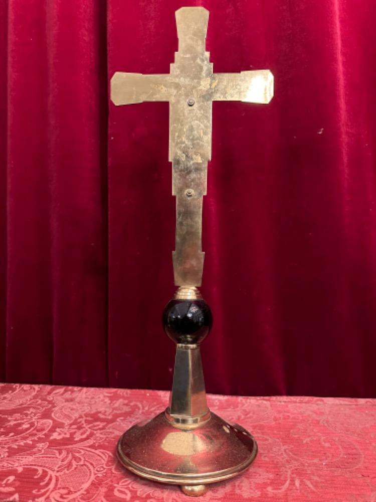 1 art - deco Altar - Cross