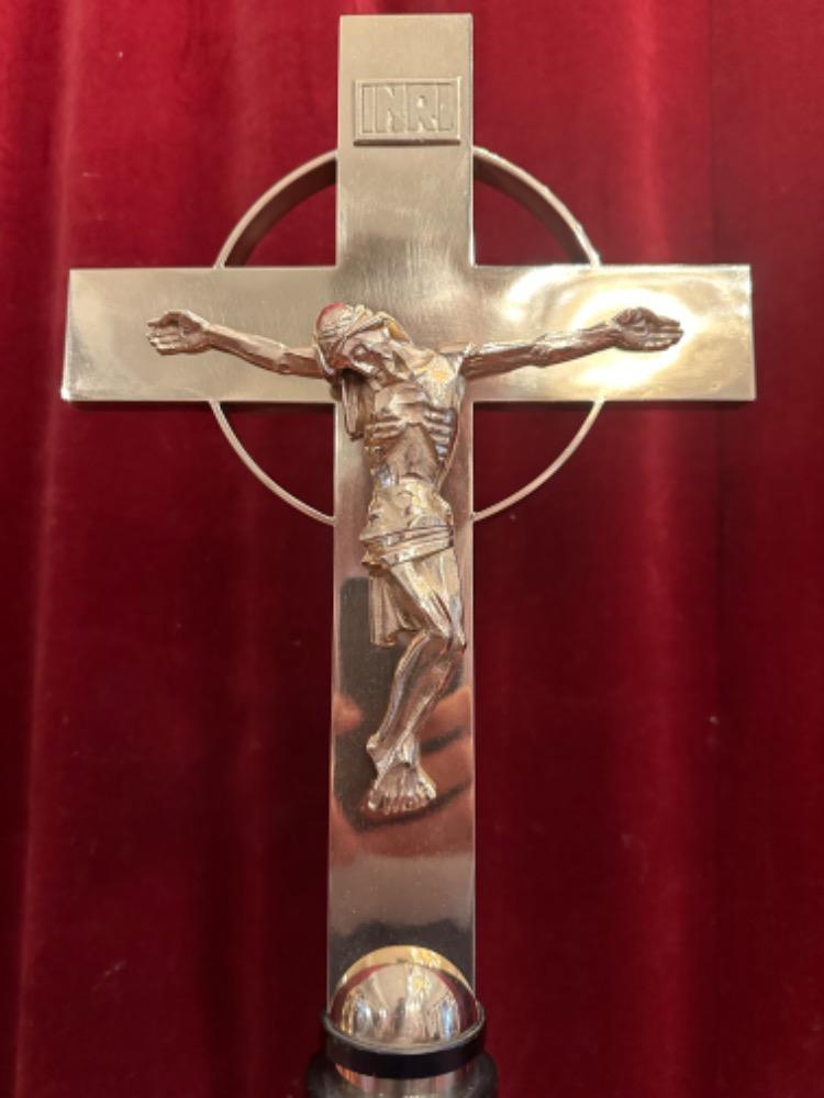 1 art - deco Altar - Cross