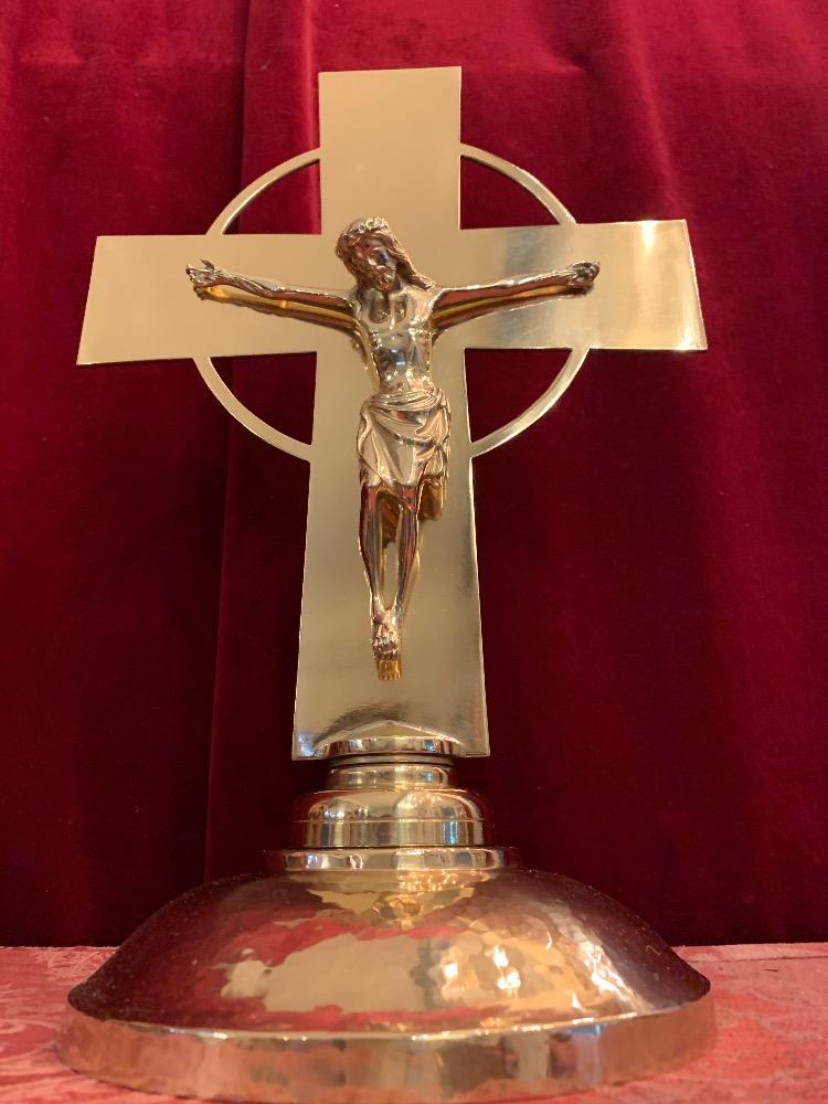 1 ART - DECO Altar - Cross