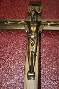 Altar - Cross style ART - DECO en Brass / Bronze, Dutch 20th century