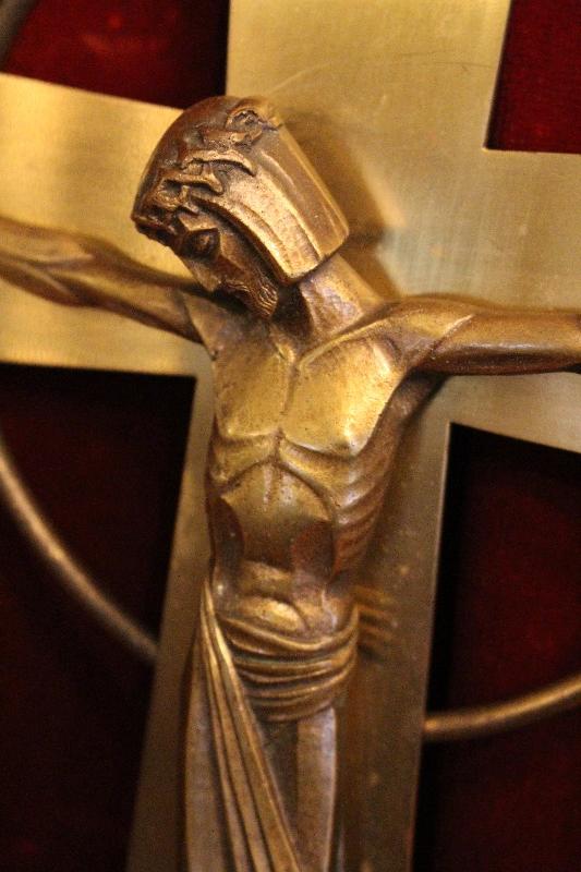 1 Art - Deco Processional - Cross