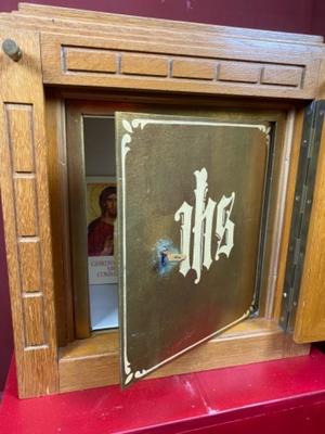 Tabernacle With Original Keys style art - deco en Oak wood / Brass / Iron Safe / Keys / Fabrics, Dutch 20th century (Anno 1930)