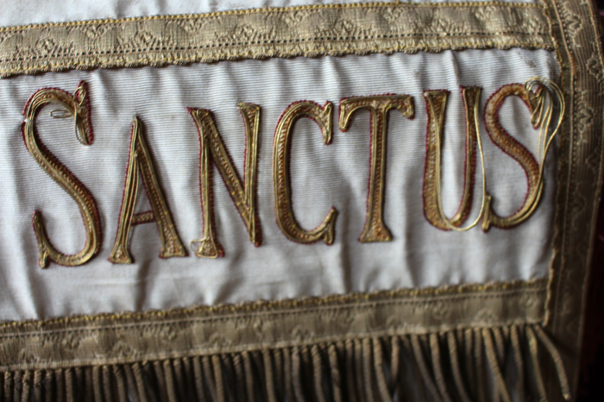 1  Banner Sacred Heart