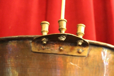Baptismal Font en Brass Hand - Hammered, 18 th century