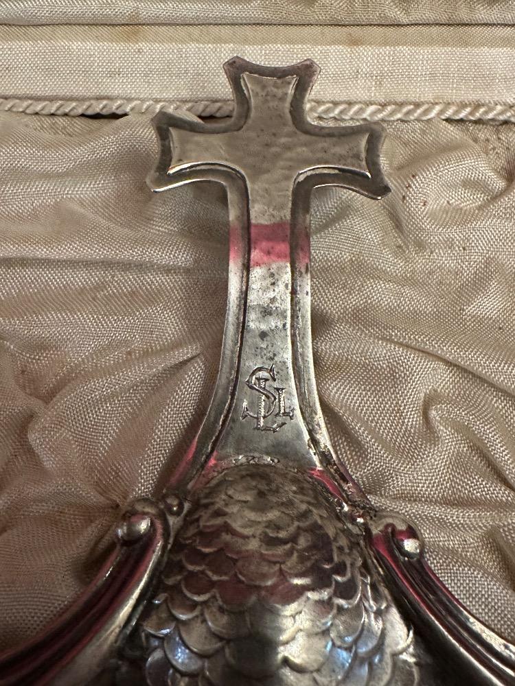 1  Baptismal Shell Fully Hand - Made By : Jaime Cabot