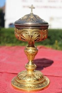 Ciborium style baroque en silver, France 19th century