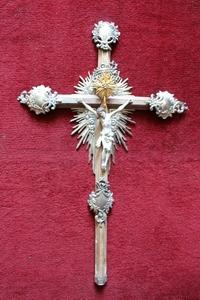 Corpus With Cross style baroque en Wood / Silver / Gold / , Belgium 18 th century