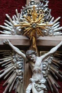 Corpus With Cross style baroque en Wood / Silver / Gold / , Belgium 18 th century