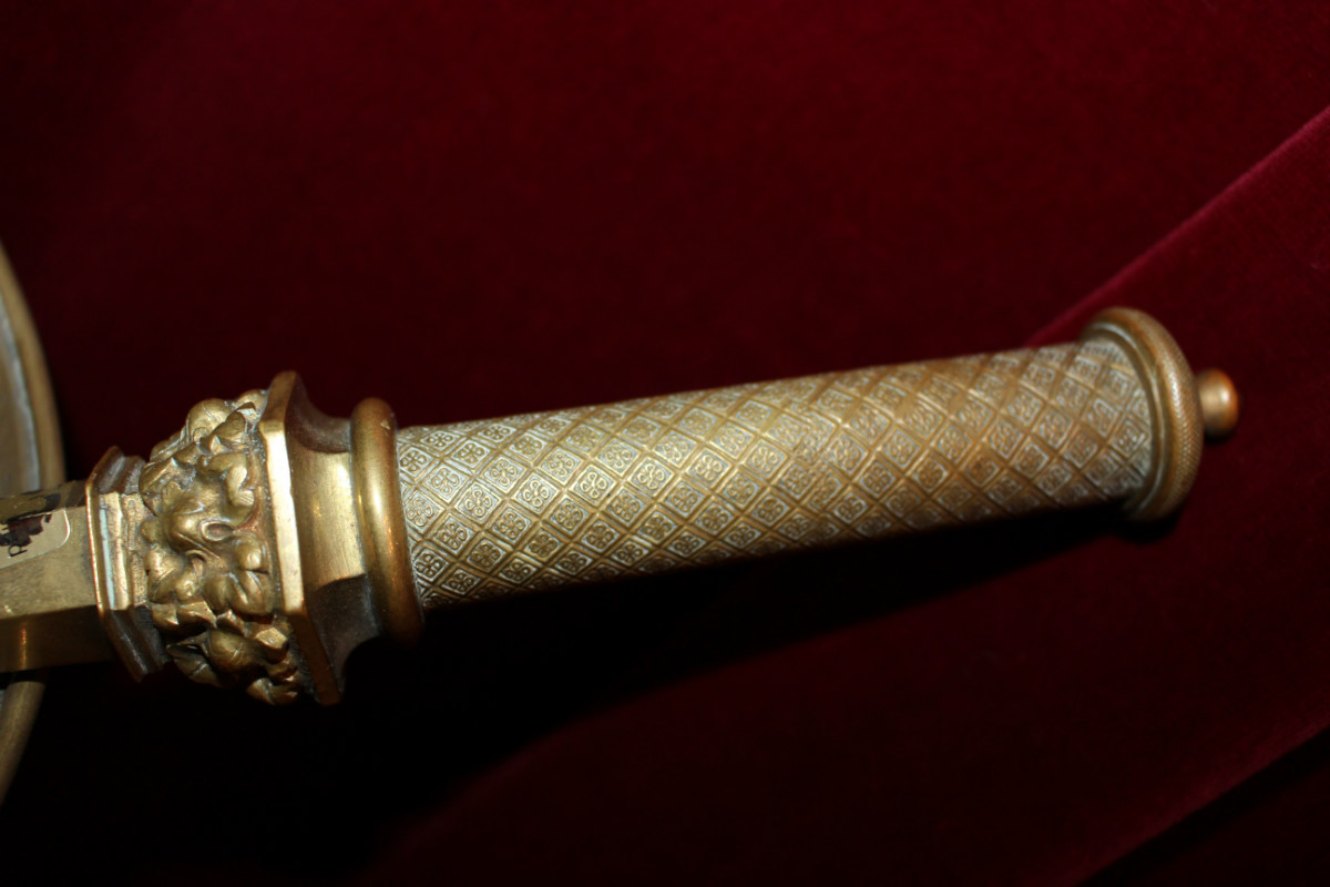 1 baroque Holy Water Bucket. Measures Aspergil 47 Cm.