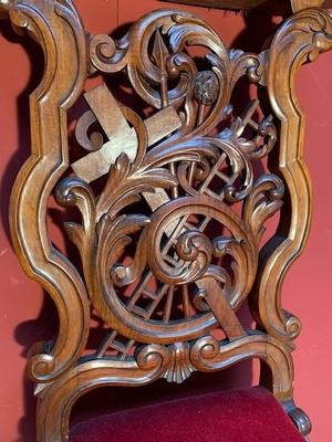 Kneeler style Baroque en Walnut / Red Velvet, Belgium 18th century ( Anno 1850 )