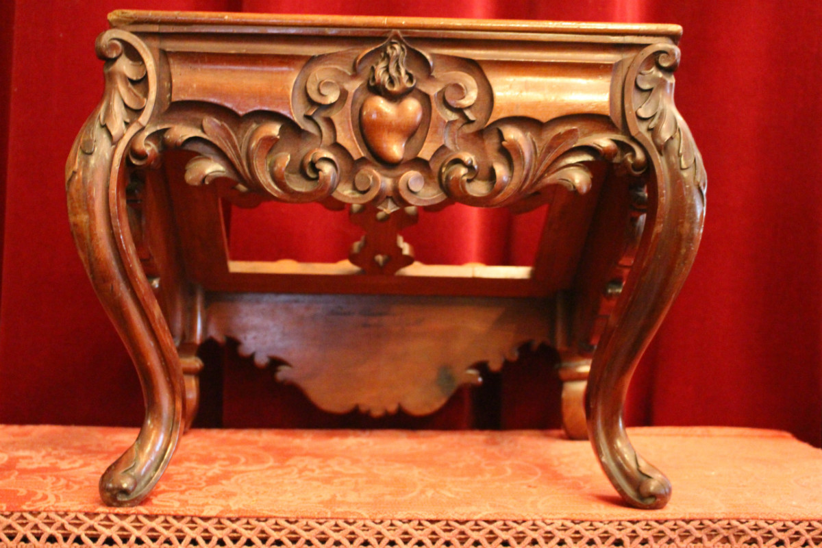 1 Baroque Missal Stand