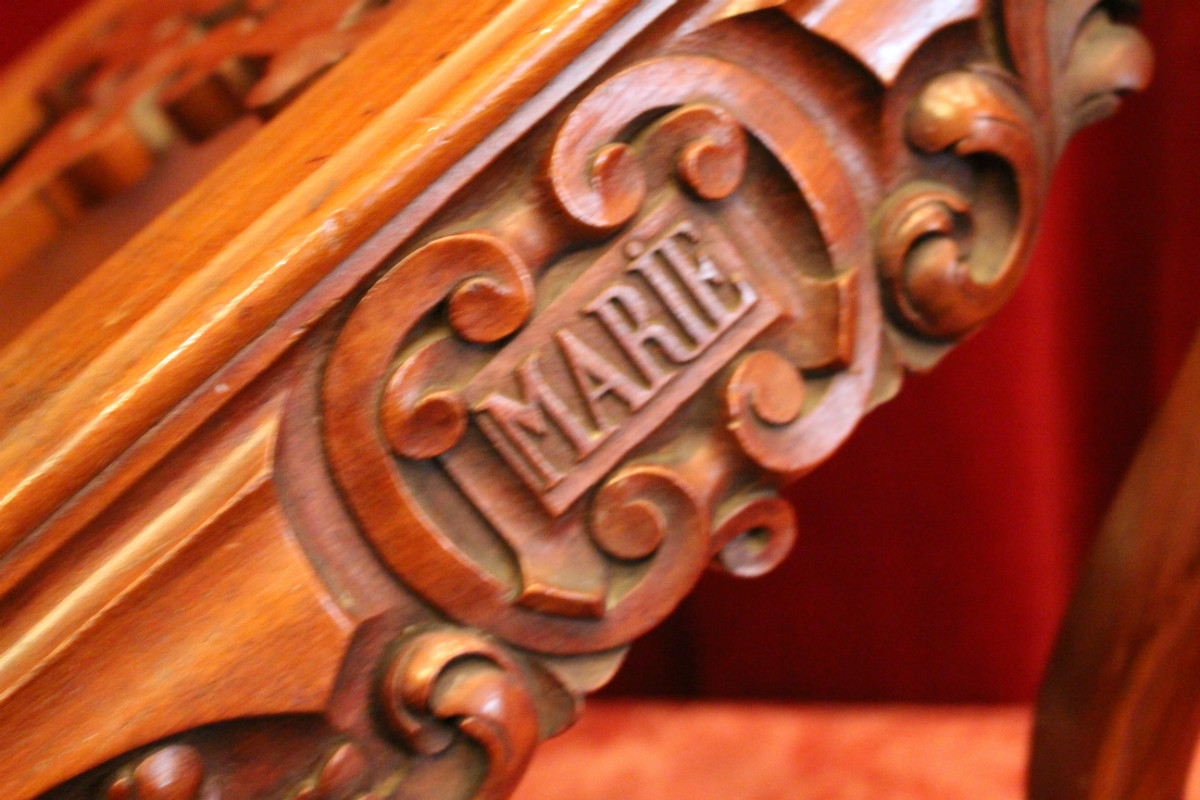 1 Baroque Missal Stand