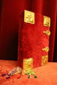 Missale Romanum. Engravings / Bronze /Gilt Locks & Ornaments. style Baroque 18 th century (1744)