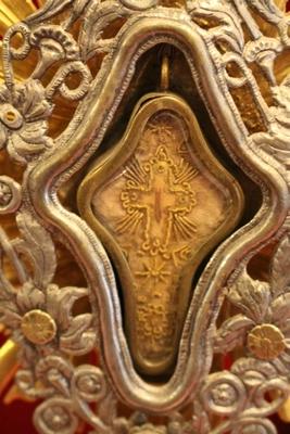 Ostensorium - Reliquary - Relic Of The True Cross  style Baroque en Brass - Gilt - Plated / Semi Precious Stones, Italy 19th century (1815)