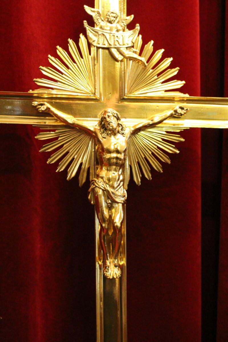 1 baroque Processional - Cross