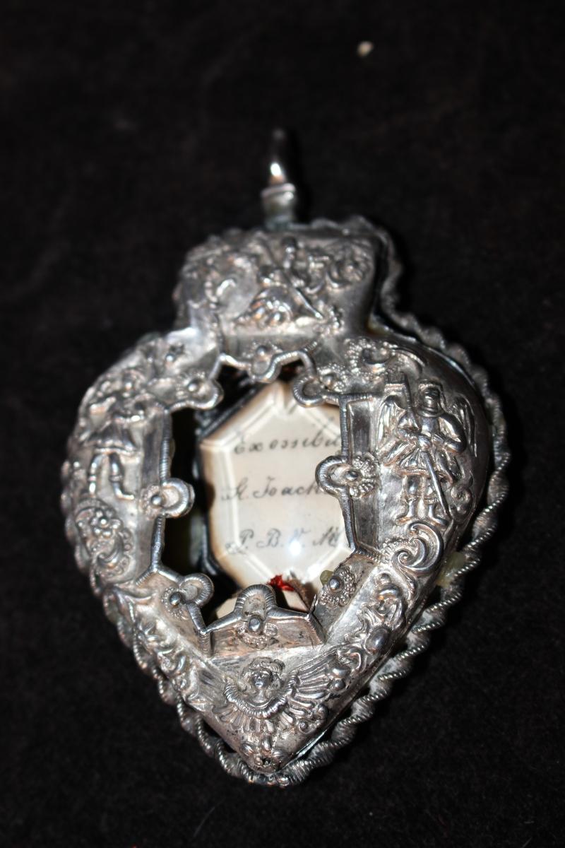 1 baroque Reliquary