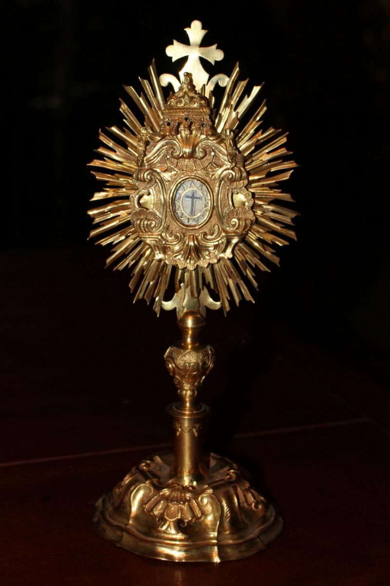 1 baroque Reliquary