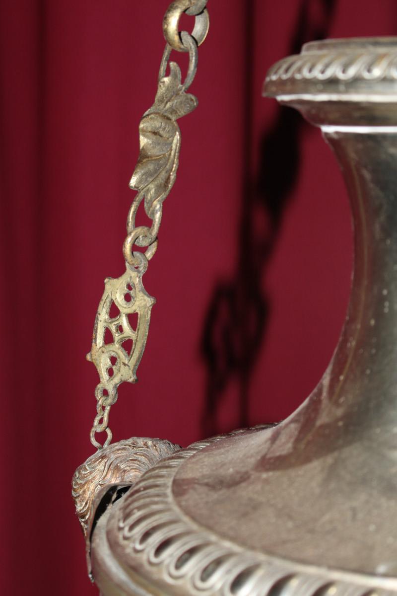 1 Baroque Sanctuary Lamp
