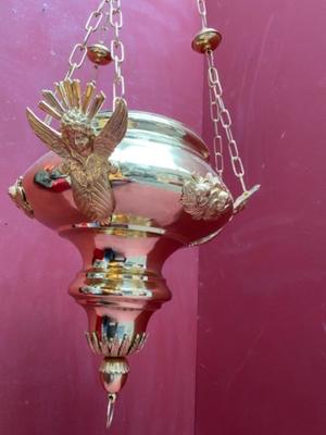 Sanctuary Lamp style Baroque en Brass / Bronze / Polished and Varnished, France 19 th century ( Anno 1850 )